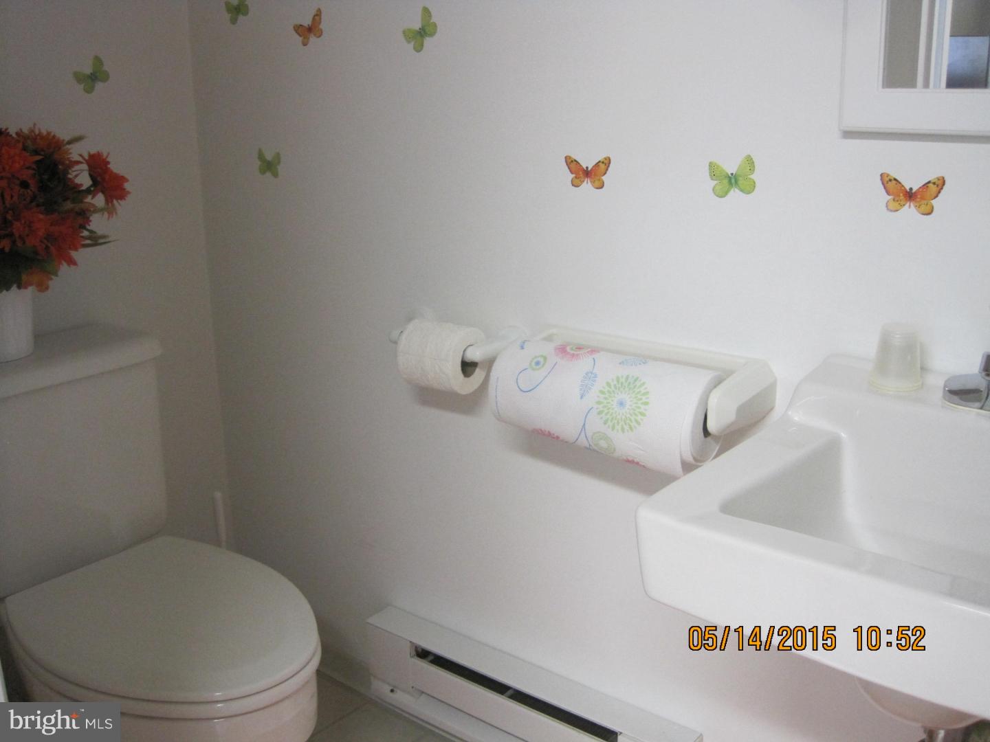 1036 Lamb Road Secane, PA 19018 - Photo 19 of 23 Half Bath