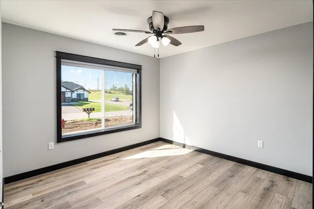 $344,500 | 914 Silverthorne Drive, Viroqua, WI 54665