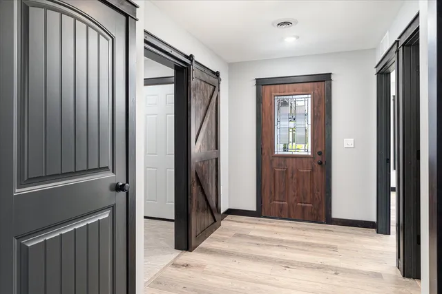 $344,500 | 914 Silverthorne Drive, Viroqua, WI 54665