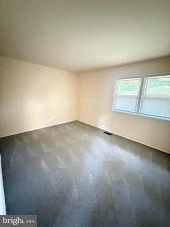 $2,150 | 4515 Kenwood Drive, Woodbridge, VA 22193
