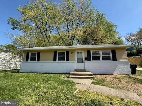 $2,300 | 4515 Kenwood Drive, Woodbridge, VA 22193