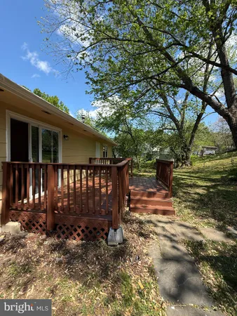 $2,150 | 4515 Kenwood Drive, Woodbridge, VA 22193