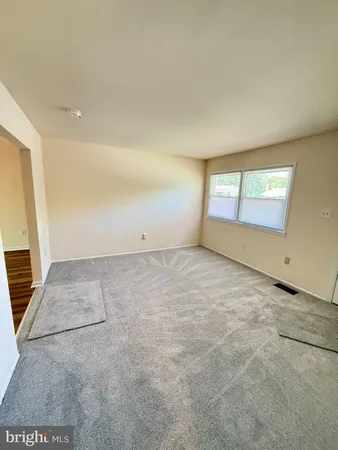 $2,150 | 4515 Kenwood Drive, Woodbridge, VA 22193