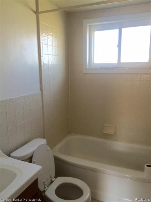 16502 East 8 Mile Road Detroit, MI 48205 - Photo 25 of 30 Gallery Image 25