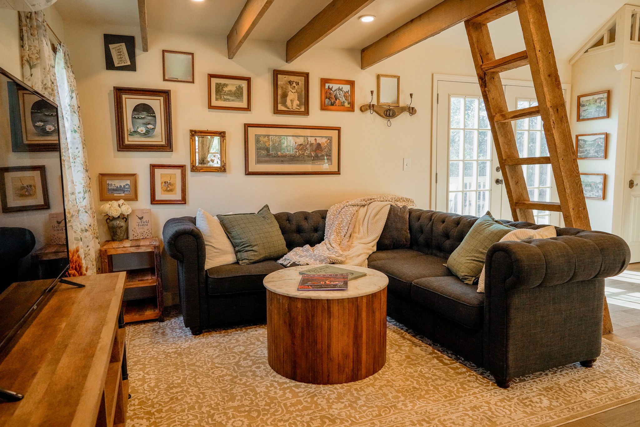 1199 Willis Branch Road Goodlettsville, TN 37072 - Photo 18 of 95 a living room with furniture and a large window