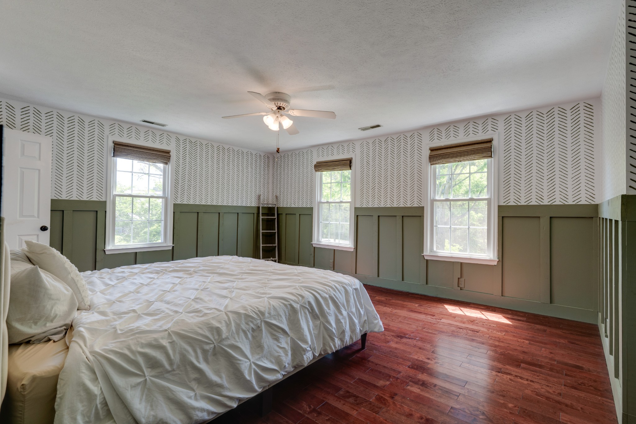 1199 Willis Branch Road Goodlettsville, TN 37072 - Photo 59 of 95 a spacious bedroom with a large bed and a window
