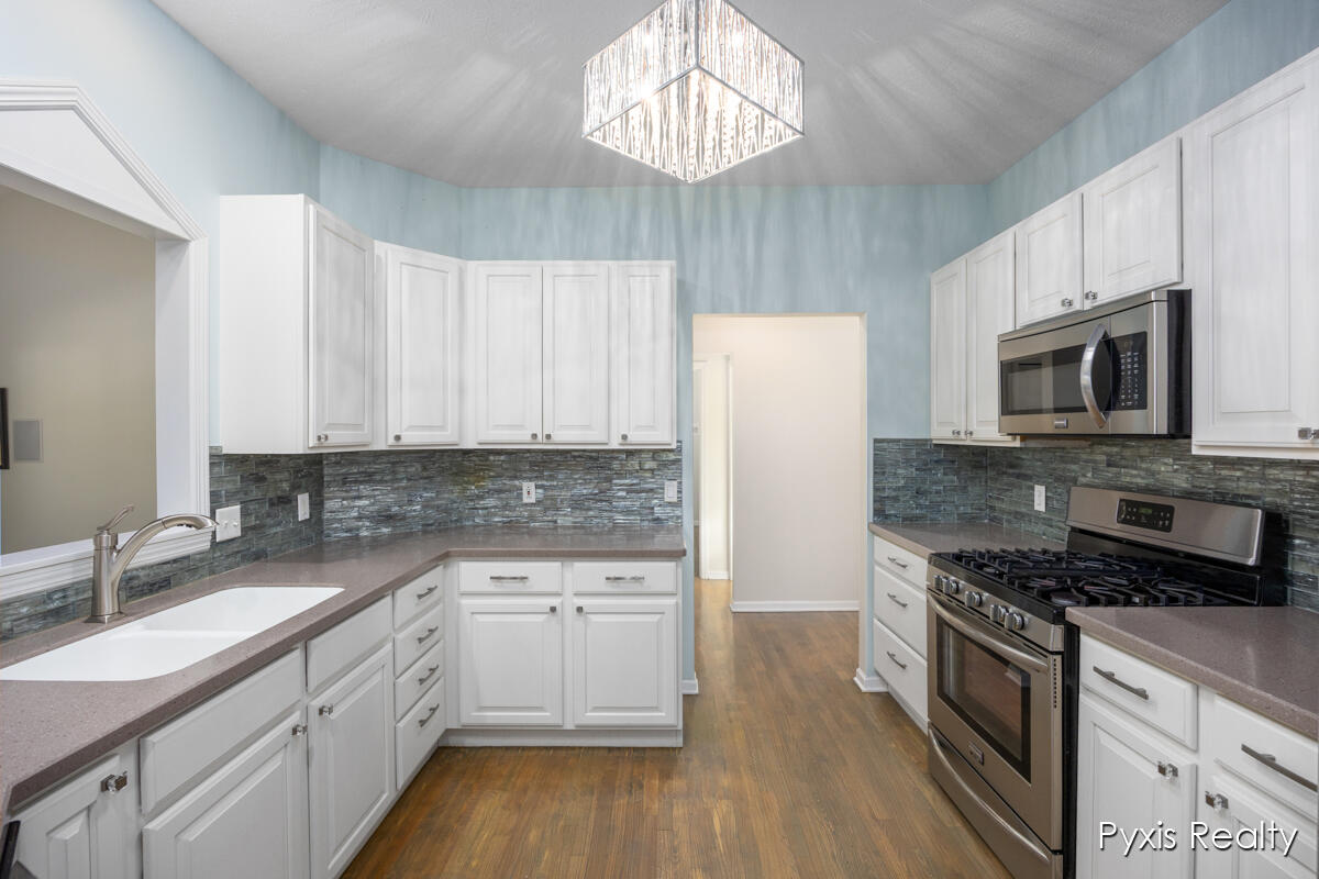 1157 Corvette Drive Jenison, MI 49428 - Photo 11 of 61 IMG_1008