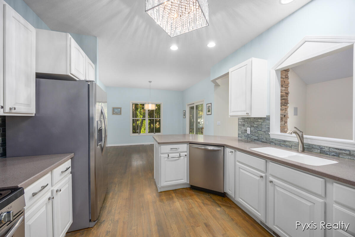 1157 Corvette Drive Jenison, MI 49428 - Photo 13 of 61 IMG_1010