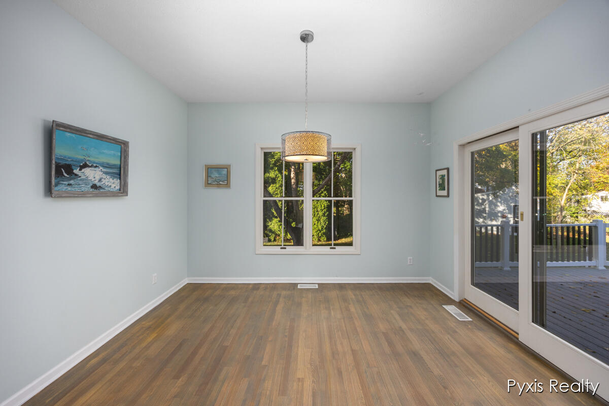 1157 Corvette Drive Jenison, MI 49428 - Photo 17 of 61 IMG_1013