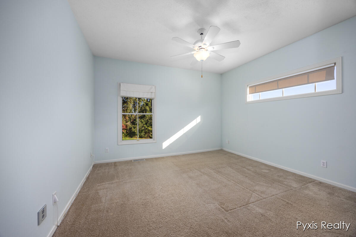 1157 Corvette Drive Jenison, MI 49428 - Photo 20 of 61 IMG_1015