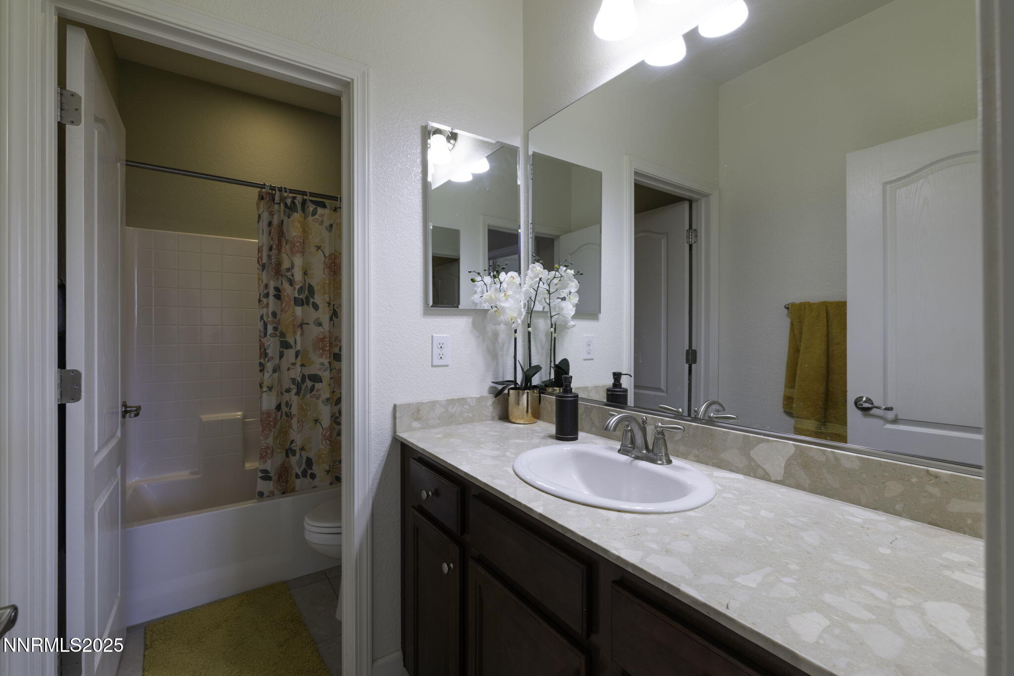 10687 Walton Park Drive Reno, NV 89521 - Photo 17 of 25 31-web-or-mls-10687 Walton Park-31