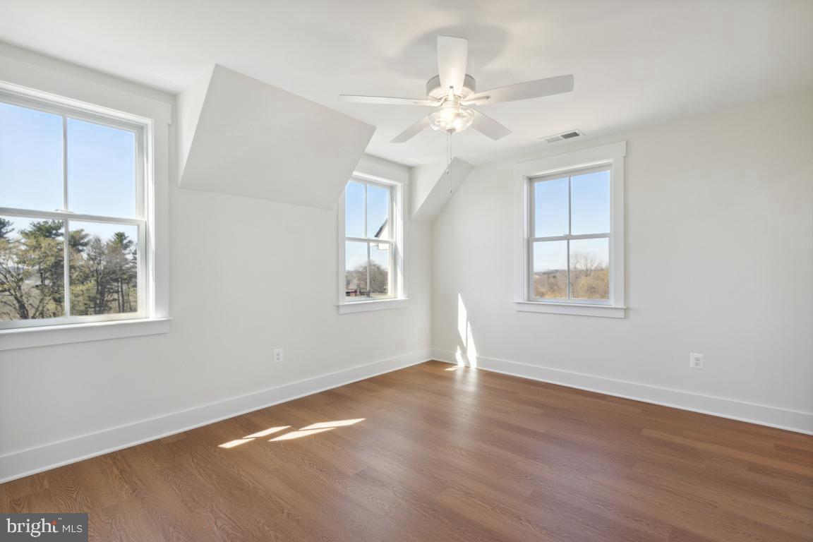 3110 Thurston Road Frederick, MD 21704 - Photo 26 of 38 Bedroom 2