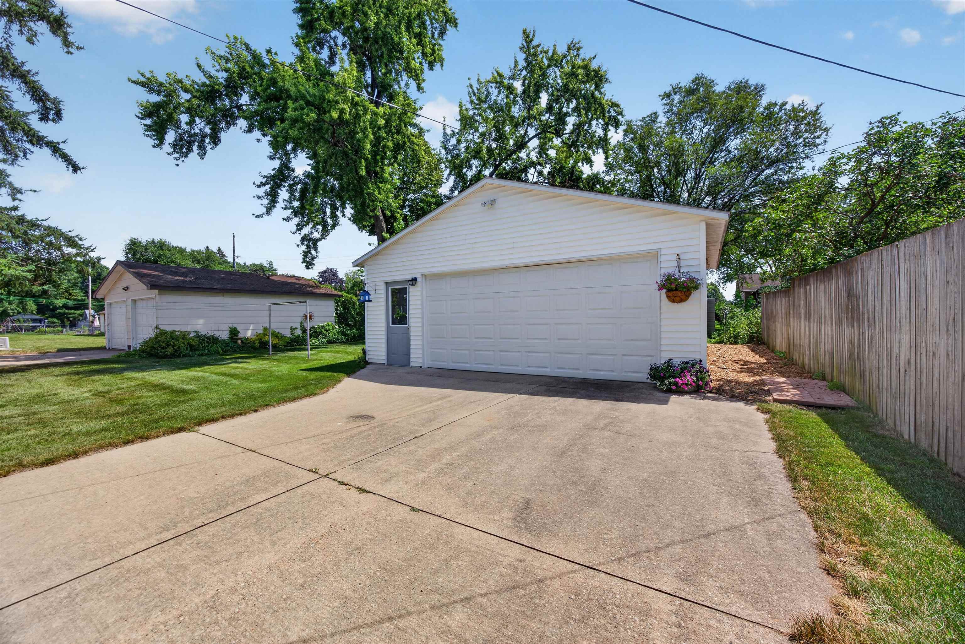 2425 Simonis Street Stevens Point, WI 54481 - Photo 34 of 44