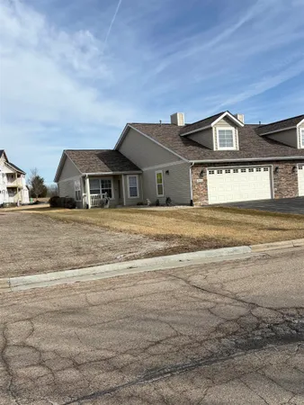 $195,000 | 15541 Finley Way, South Beloit, IL 61080