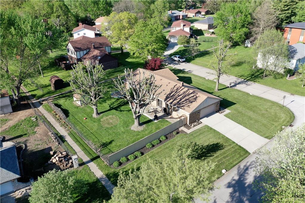 852 Boulder Road Indianapolis, IN 46217 - Photo 14 of 48 Gallery Image 14
