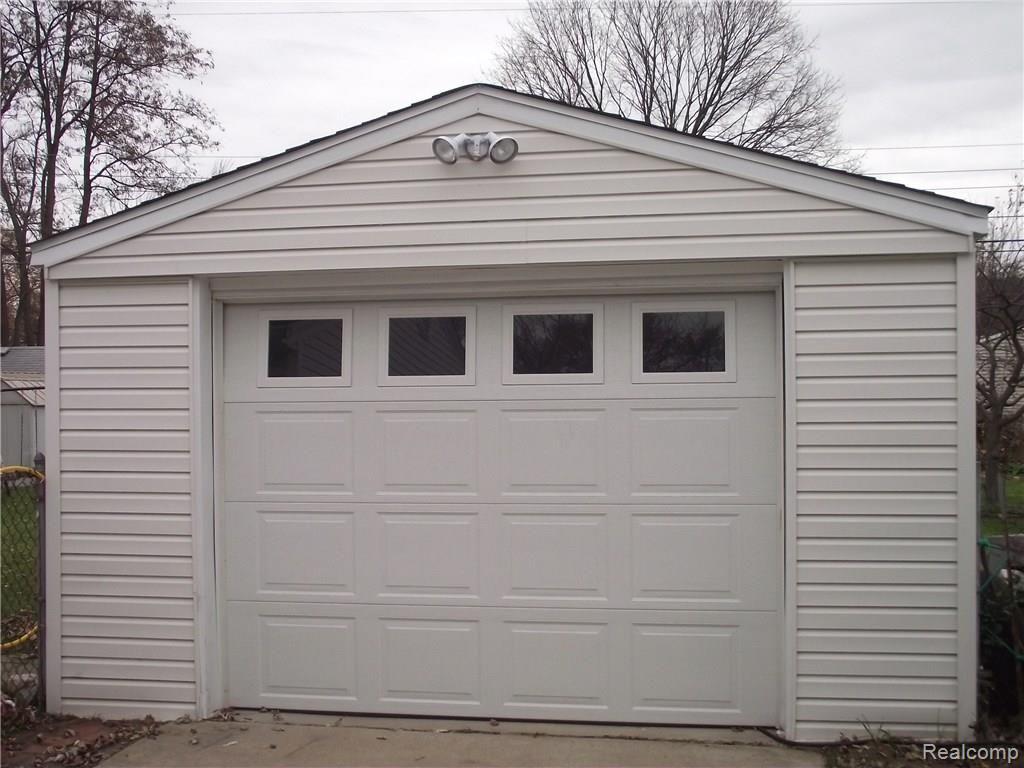 1143 Avon Manor Road Rochester Hills, MI 48307 - Photo 20 of 20