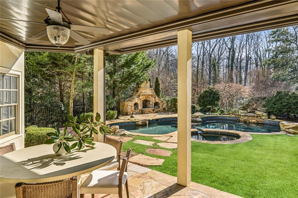 130 Blackland Road Northwest Atlanta, GA 30305 - Photo 40 of 45