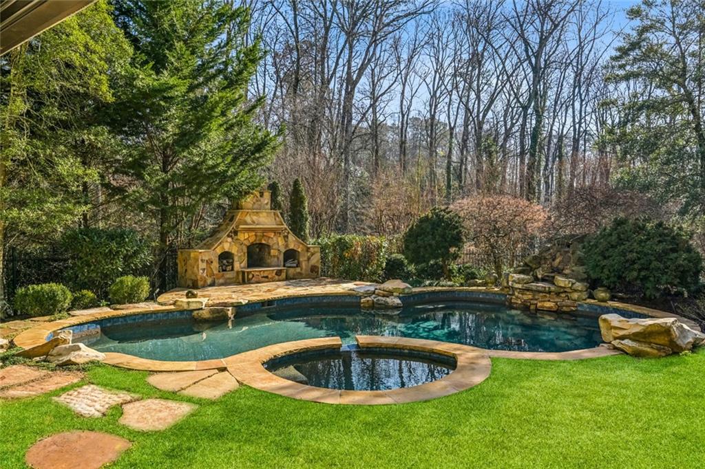 130 Blackland Road Northwest Atlanta, GA 30305 - Photo 41 of 45