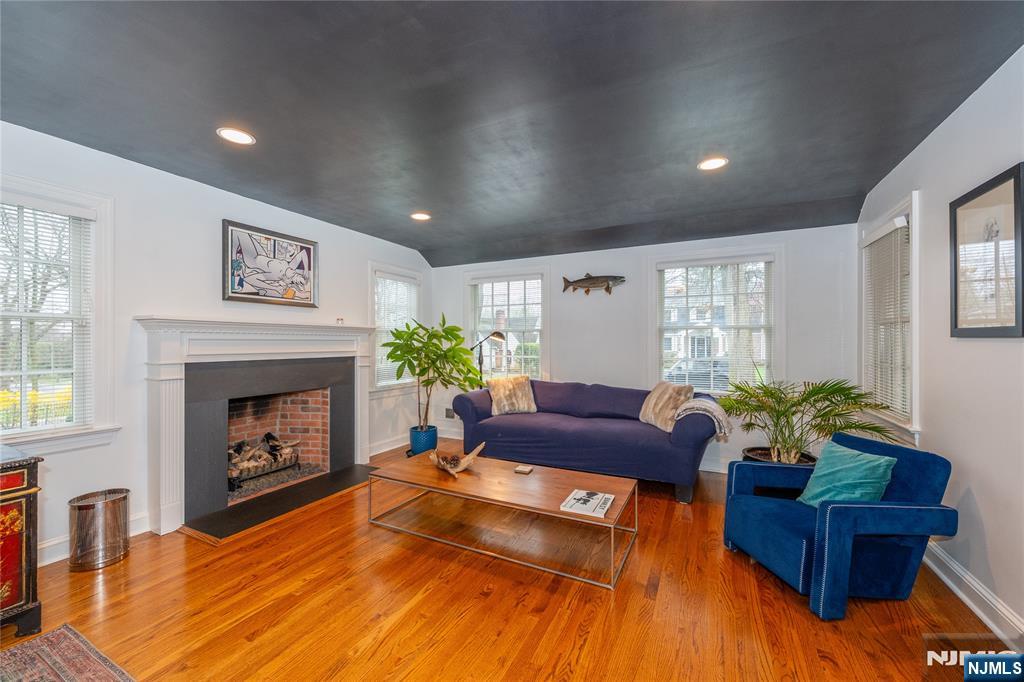 139 Glenwood Road Ridgewood, NJ 07450 - Photo 17 of 41