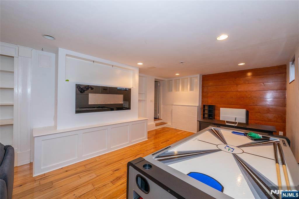 139 Glenwood Road Ridgewood, NJ 07450 - Photo 20 of 41