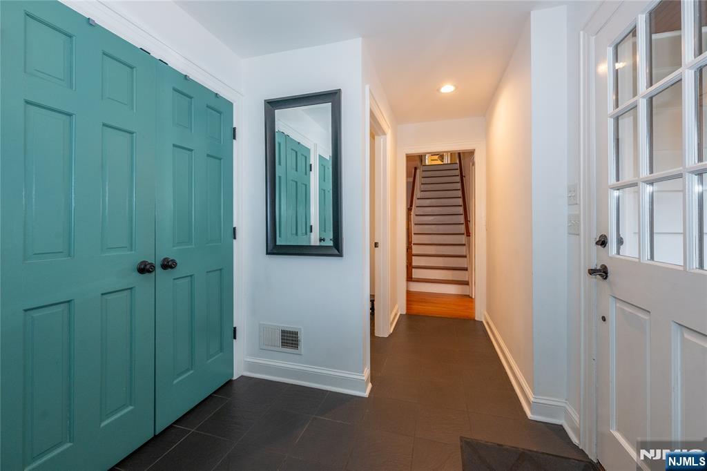 139 Glenwood Road Ridgewood, NJ 07450 - Photo 32 of 41