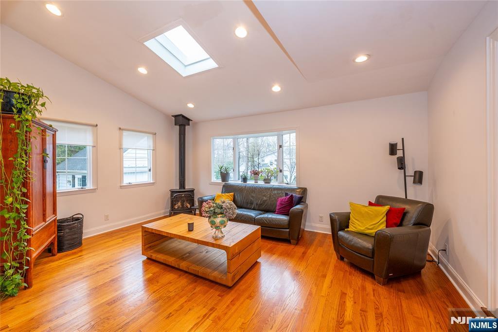 139 Glenwood Road Ridgewood, NJ 07450 - Photo 7 of 41