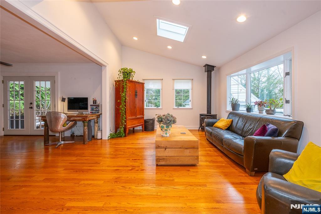 139 Glenwood Road Ridgewood, NJ 07450 - Photo 9 of 41