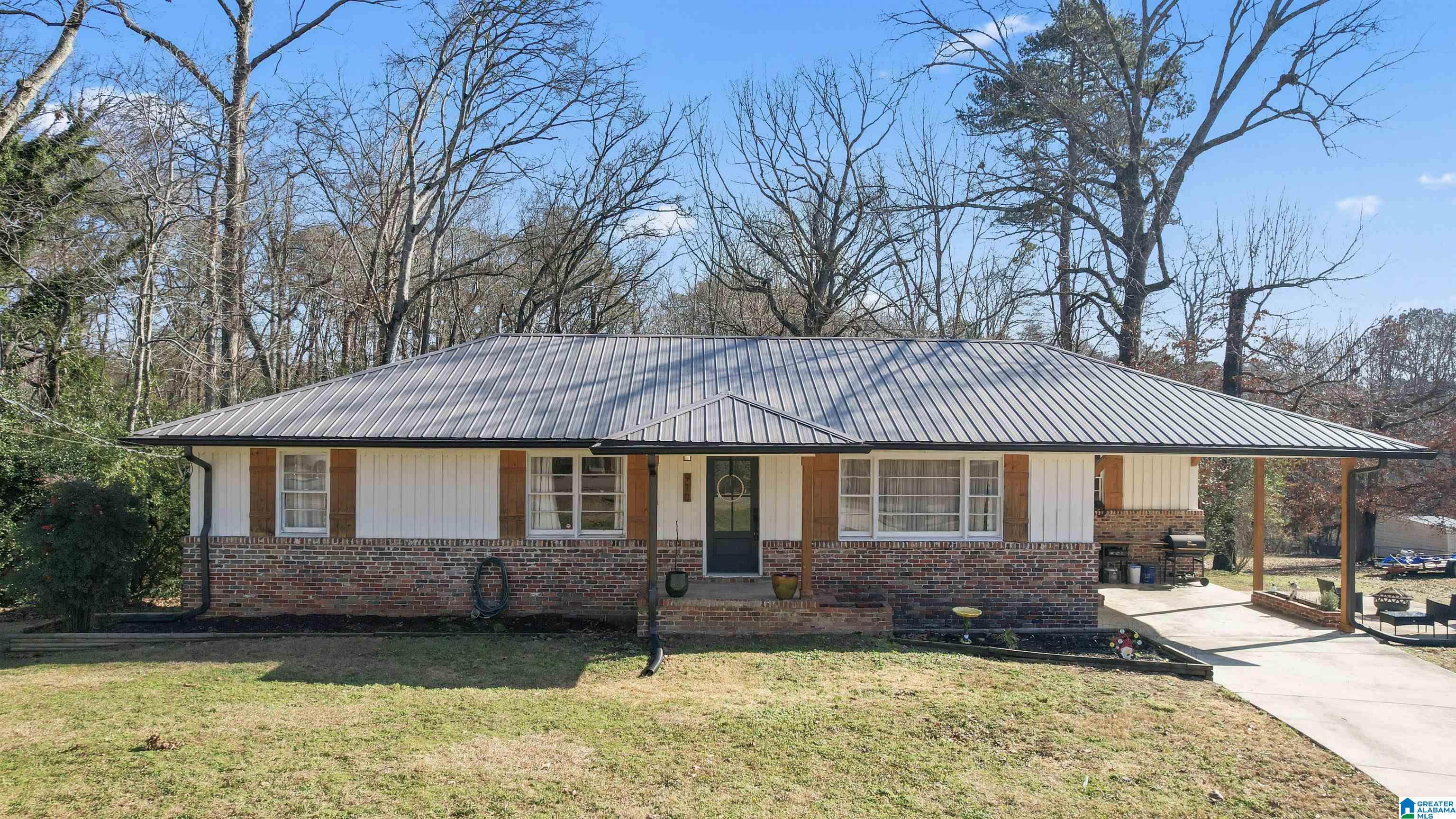 910 Westwood Road Mount Olive, AL 35117 - Photo 1 of 46