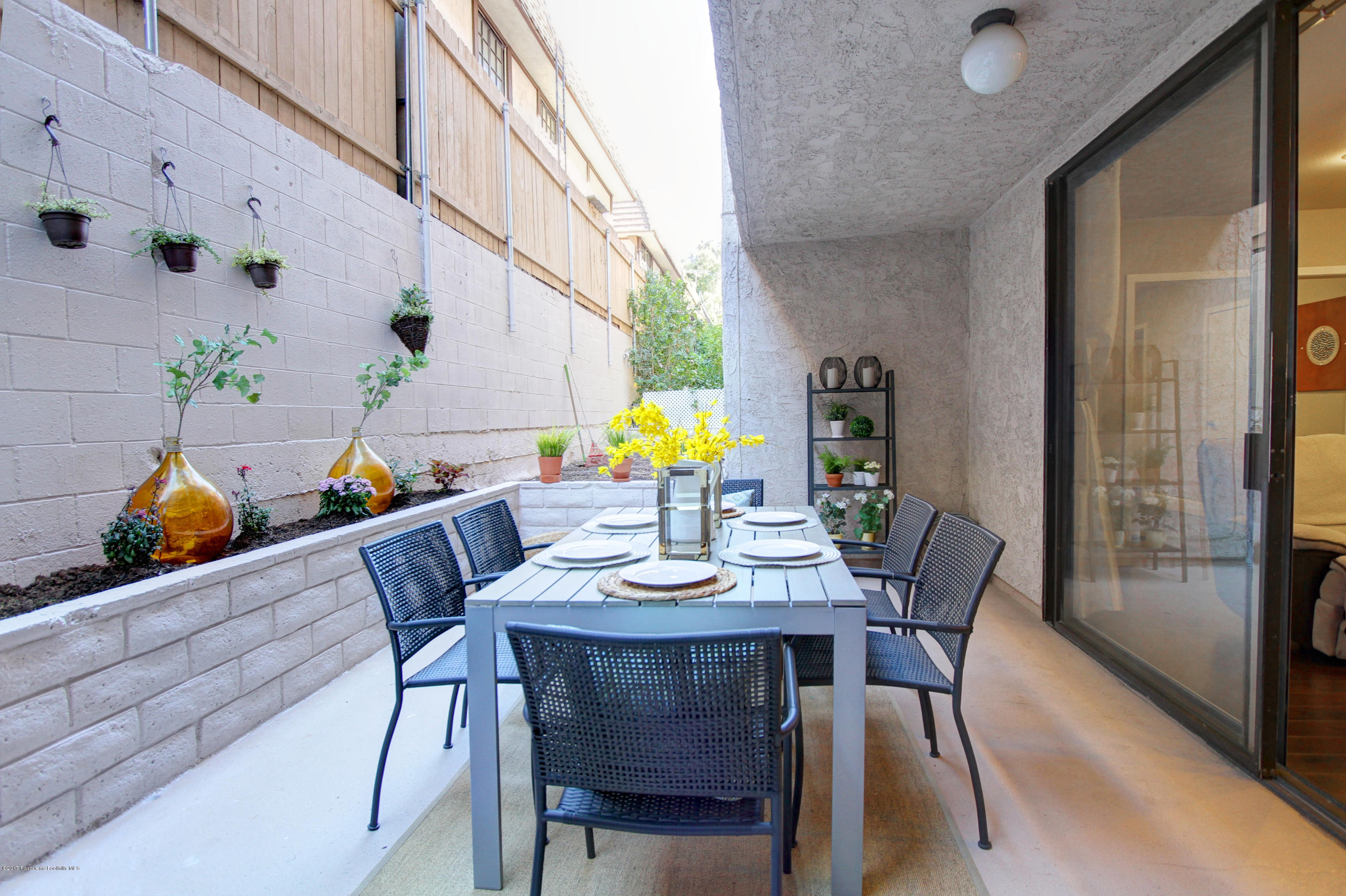1401 Valley View Road, Unit 128 Glendale, CA 91202 - Photo 12 of 52 PATIO-3