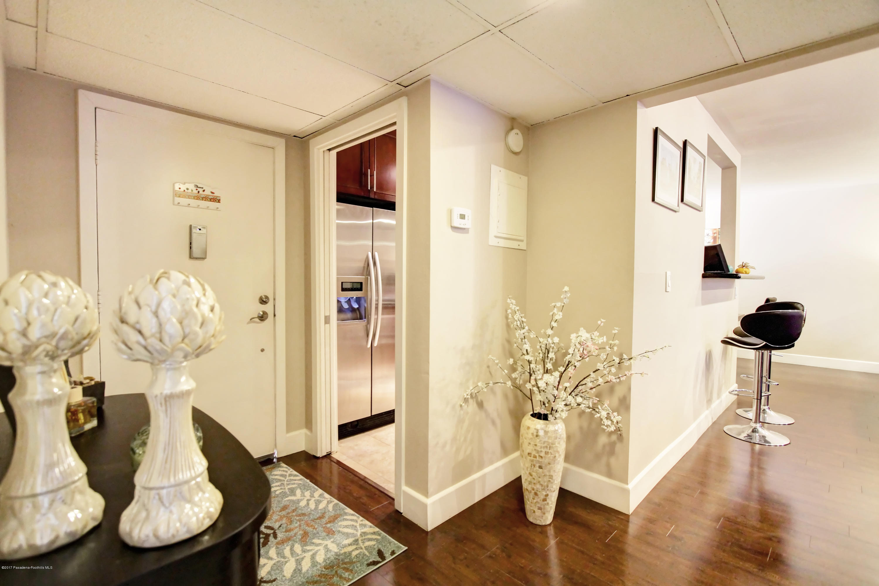 1401 Valley View Road, Unit 128 Glendale, CA 91202 - Photo 3 of 52 ENTRY-2