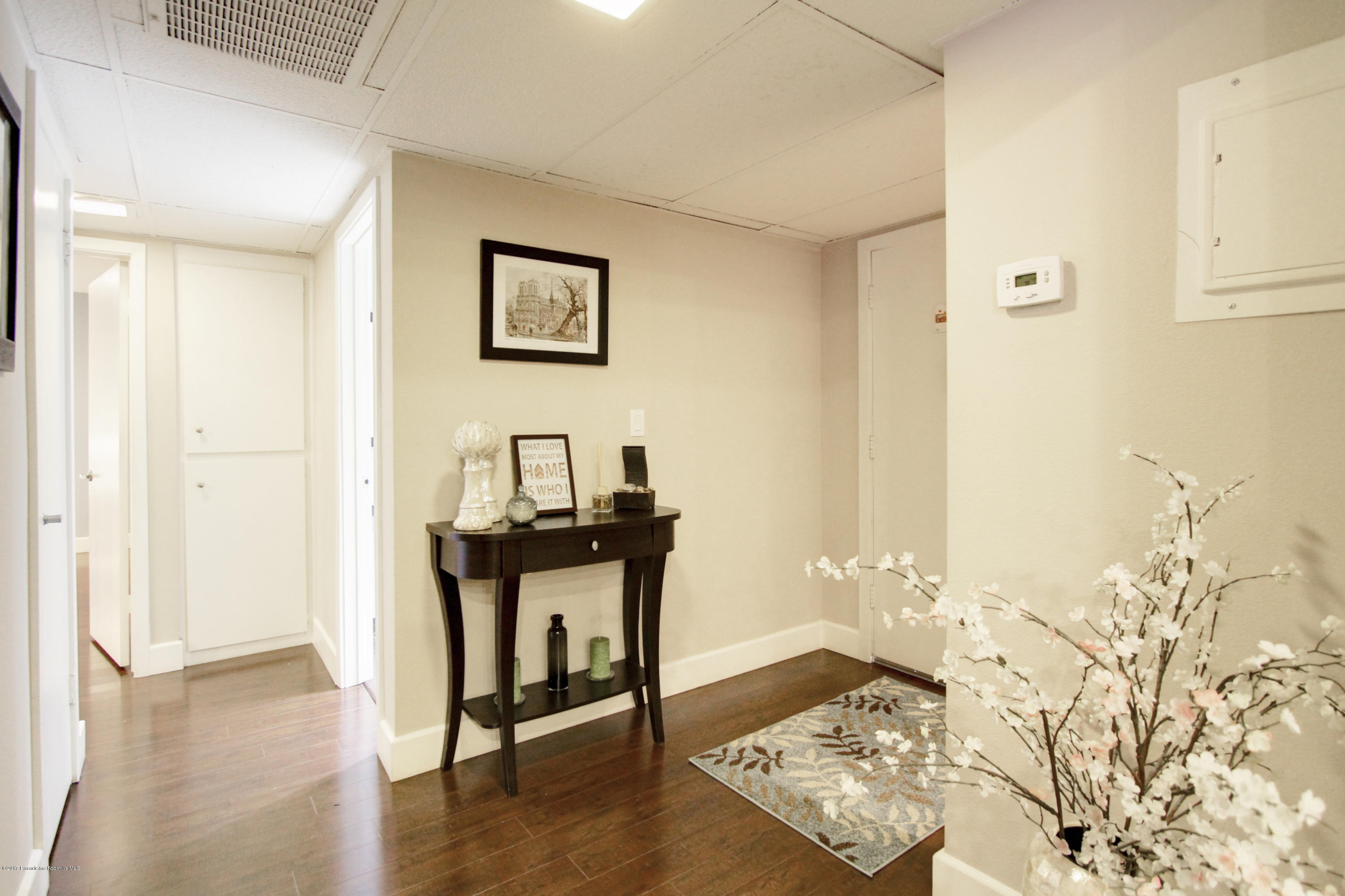 1401 Valley View Road, Unit 128 Glendale, CA 91202 - Photo 28 of 52 ENTRY-1