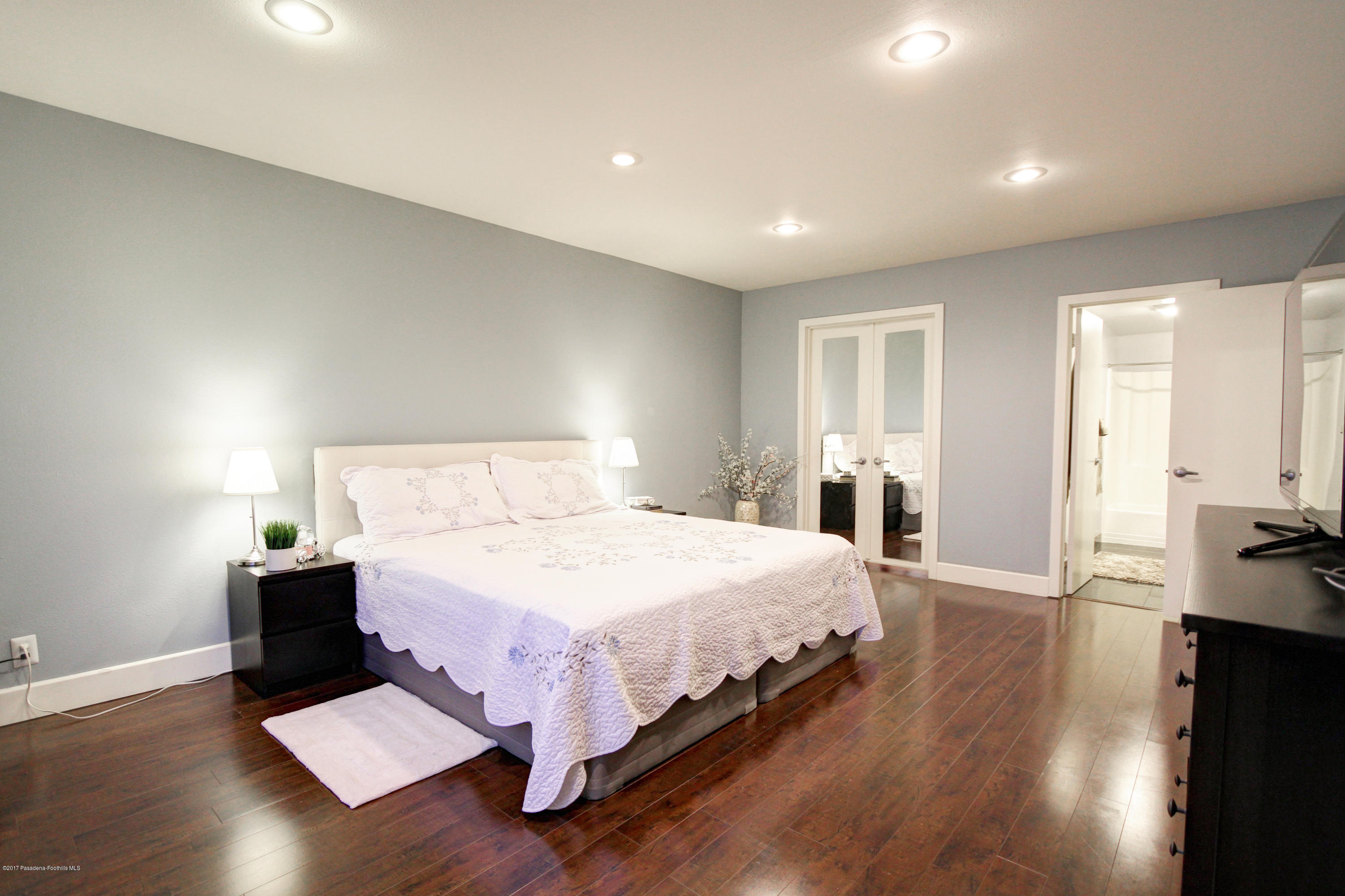 1401 Valley View Road, Unit 128 Glendale, CA 91202 - Photo 31 of 52 MBR-2