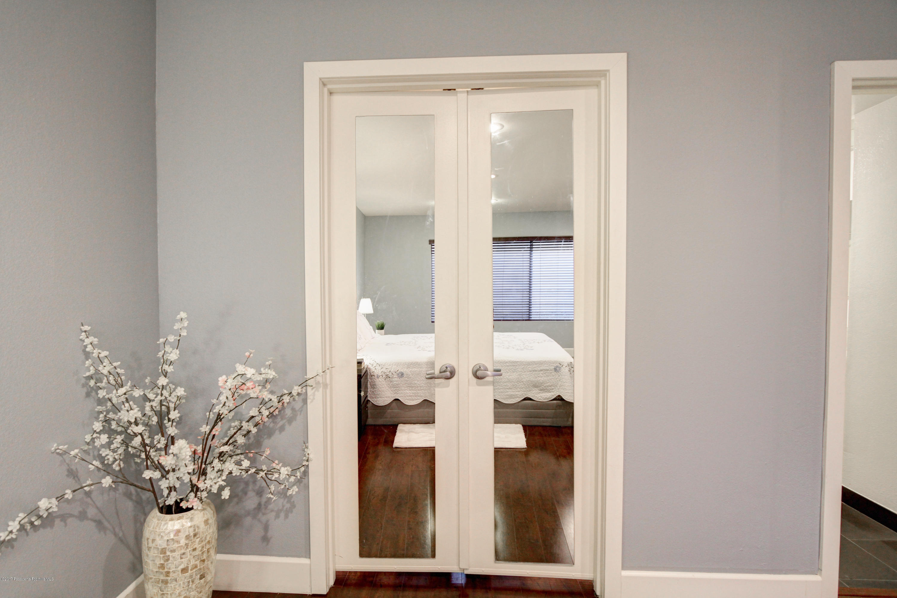 1401 Valley View Road, Unit 128 Glendale, CA 91202 - Photo 33 of 52 MBR-CLOSET