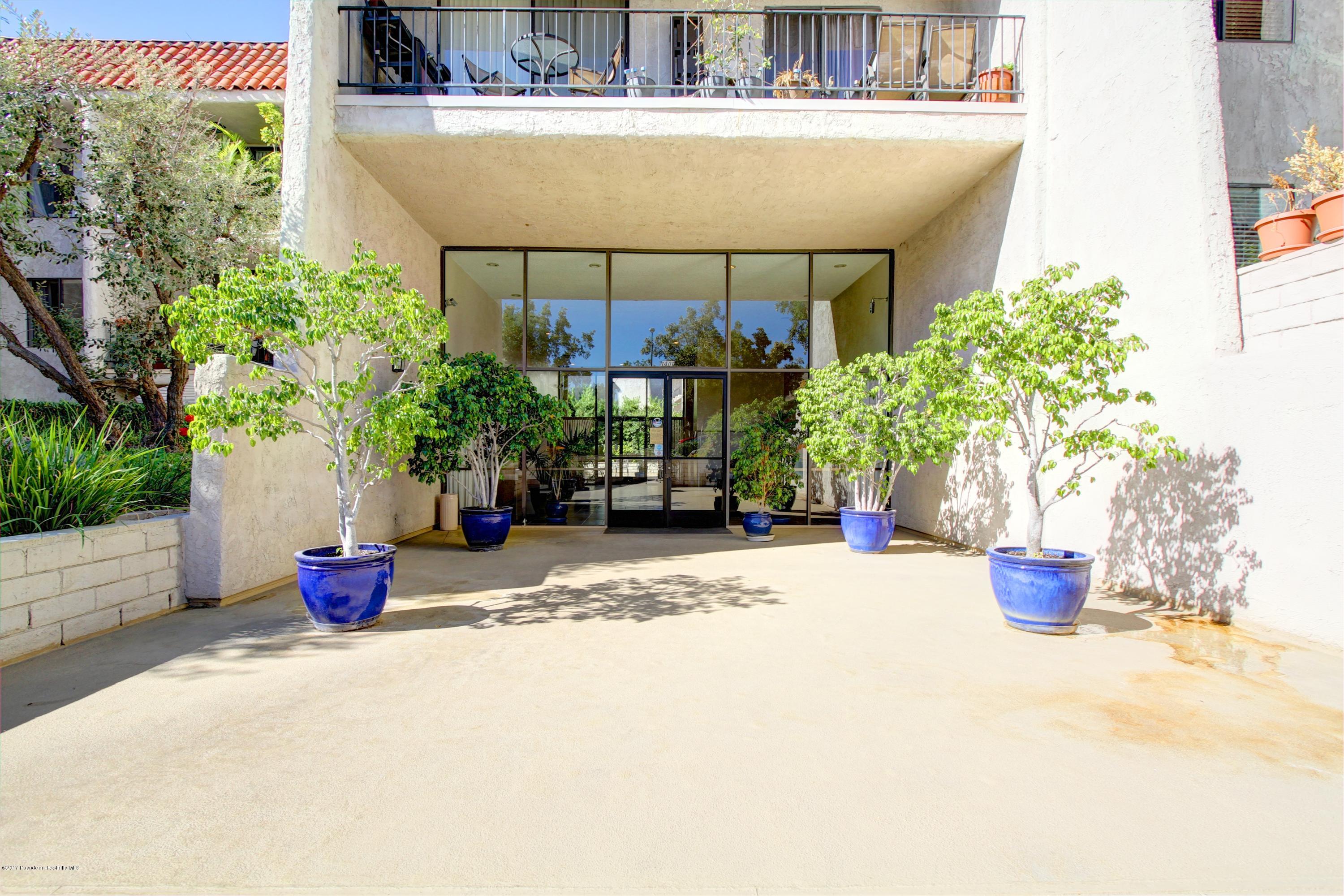 1401 Valley View Road, Unit 128 Glendale, CA 91202 - Photo 38 of 52 Front-1