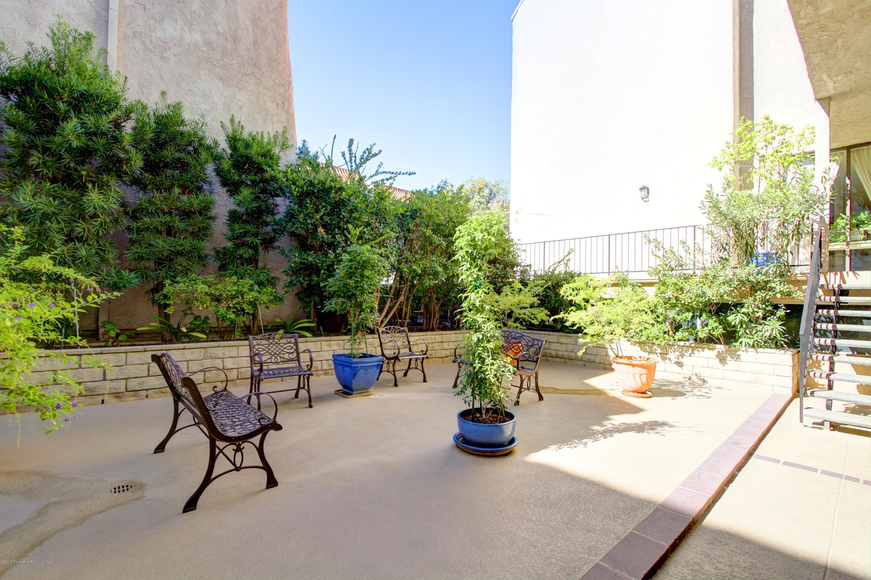 1401 Valley View Road, Unit 128 Glendale, CA 91202 - Photo 49 of 52 Conversation-Area