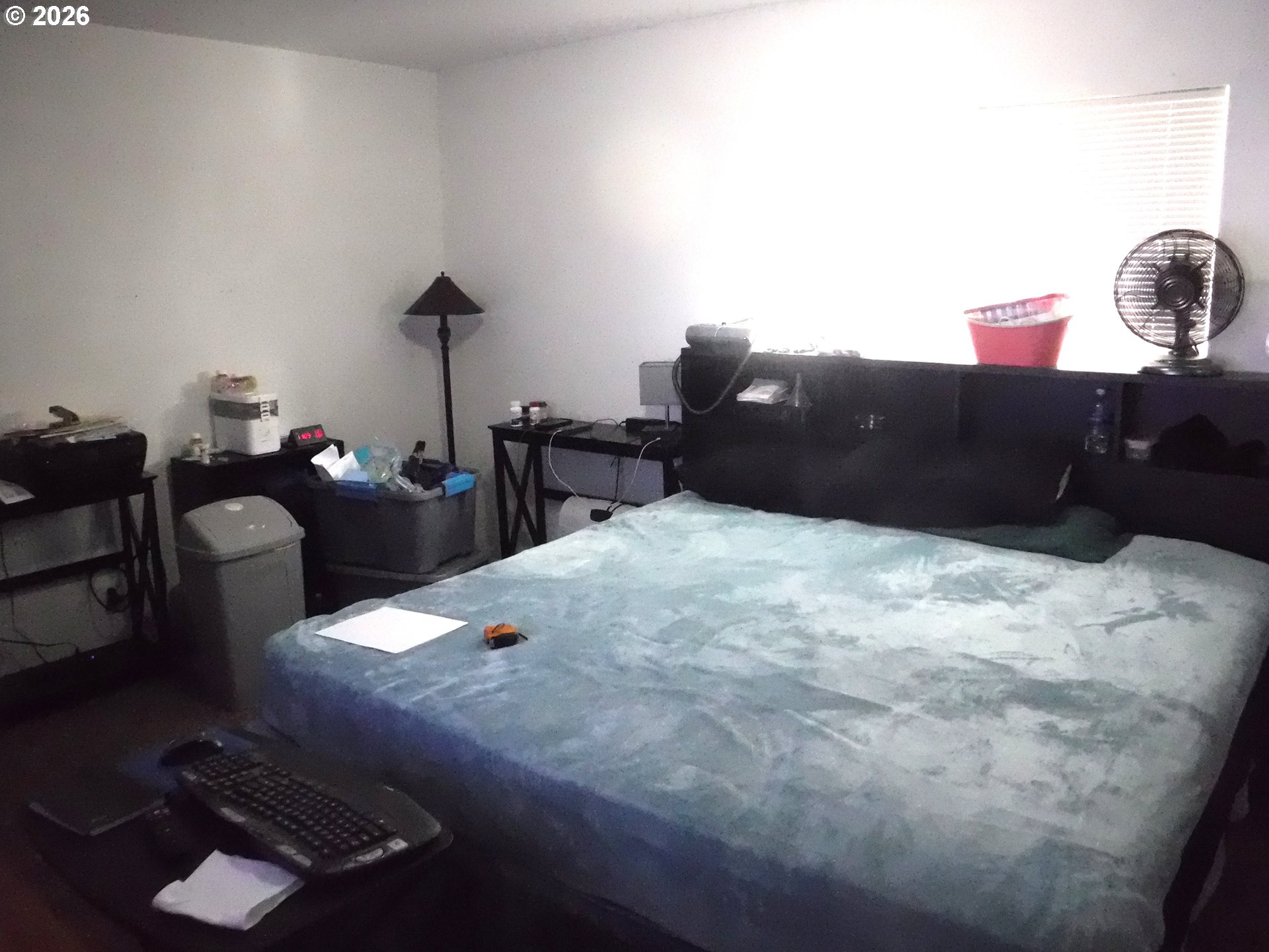 2075 Johnson Street North Bend, OR 97459 - Photo 3 of 26 Owner's Suite Bedroom