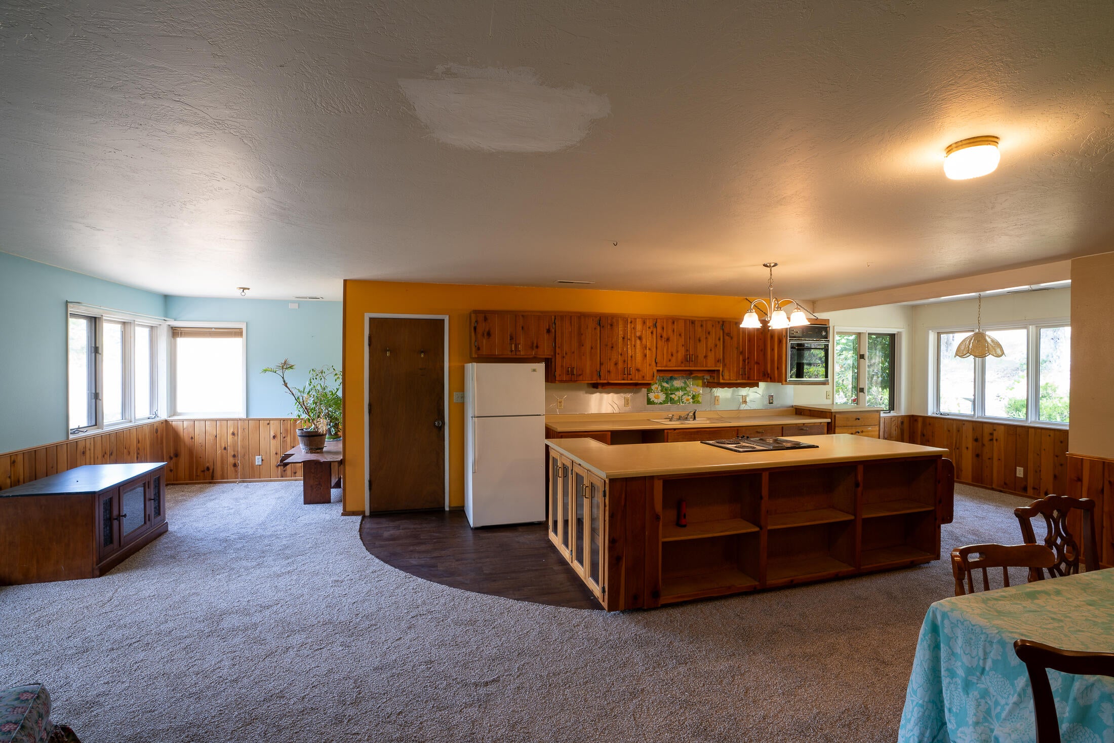 7696 Little Applegate Road Jacksonville, OR 97530 - Photo 4 of 22 004