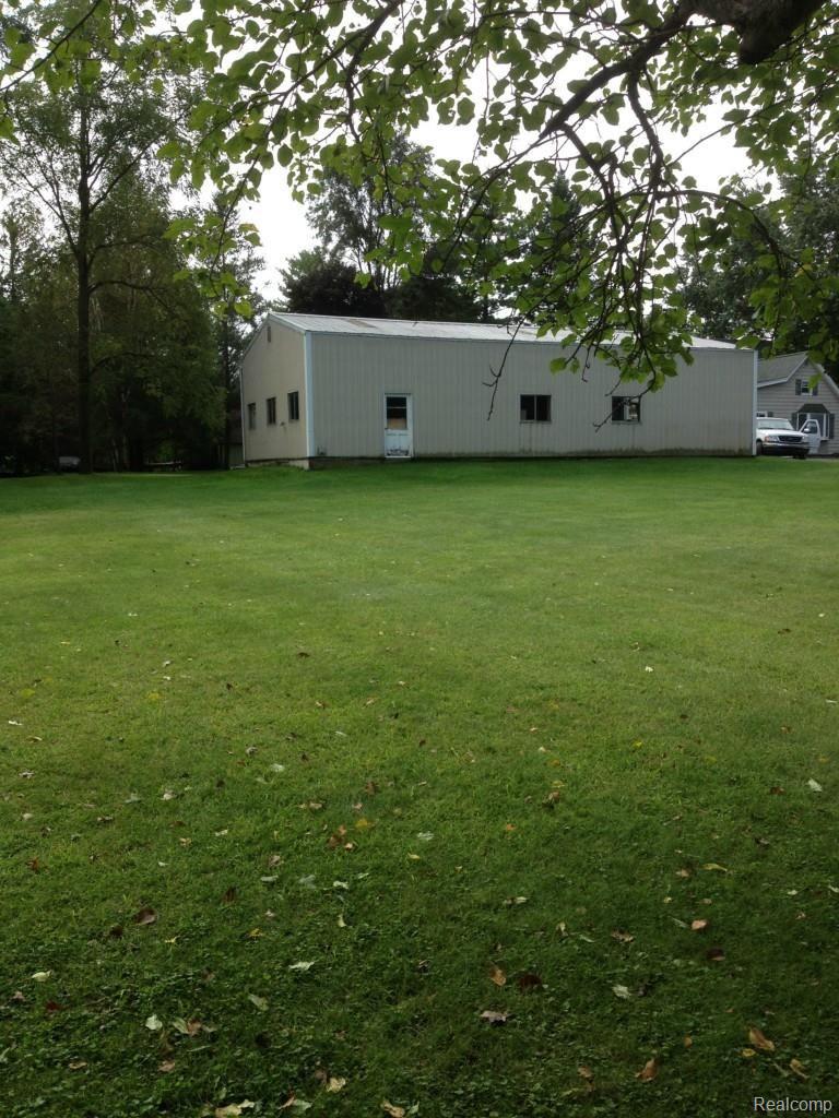 6070 Linden Road Fenton, MI 48430 - Photo 24 of 25 IMG_6697.jpg