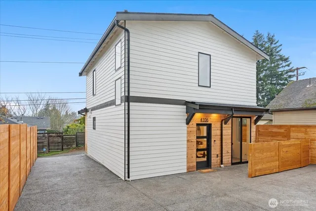 $799,950 | 4106 49th Avenue Southwest, Seattle, WA 98116