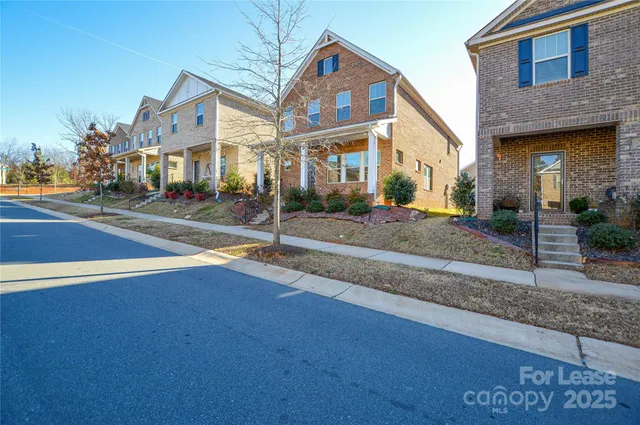 $2,295 | 3215 Lisburn Street, Charlotte, NC 28227