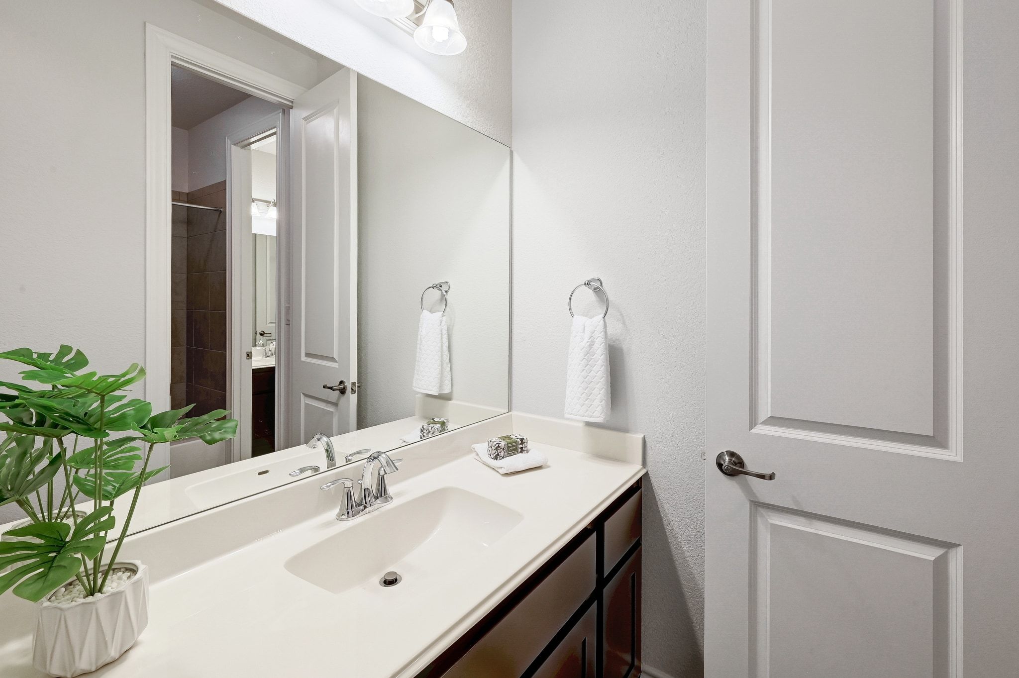 960 Blue Ridge Drive Dripping Springs, TX 78620 - Photo 19 of 38 Bathroom featuring vanity