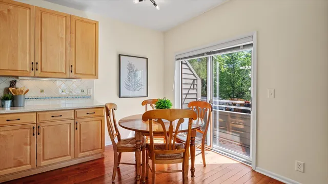 $400,000 | 222 Groveland Avenue, Minneapolis, MN 55403