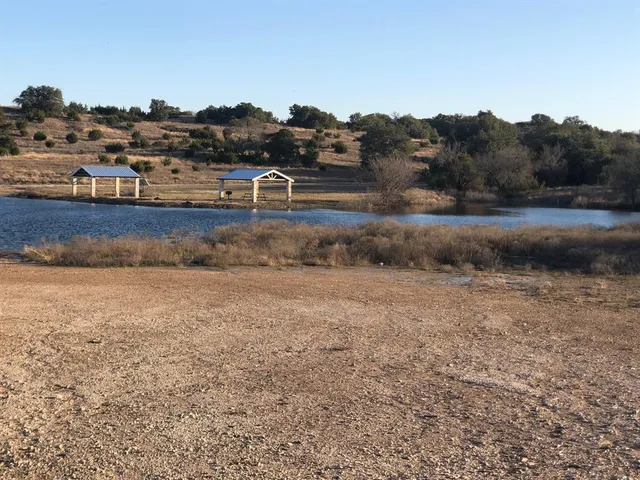 $229,000 | 1102 Bluffview Court, Glen Rose, TX 76043