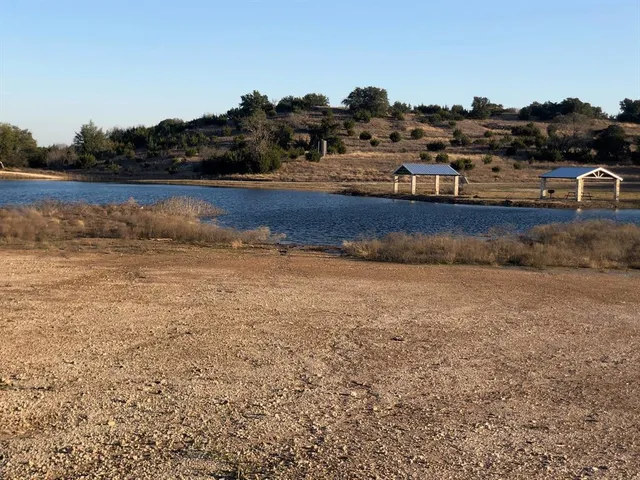 $229,000 | 1102 Bluffview Court, Glen Rose, TX 76043