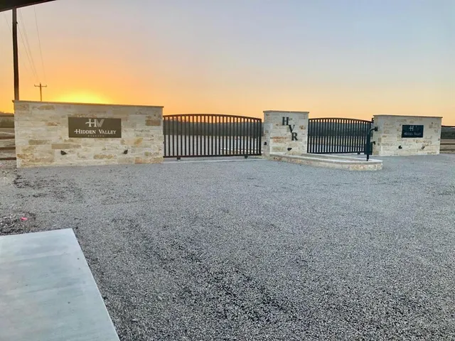 $229,000 | 1102 Bluffview Court, Glen Rose, TX 76043