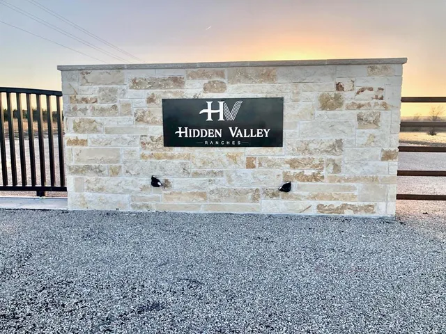 $229,000 | 1102 Bluffview Court, Glen Rose, TX 76043