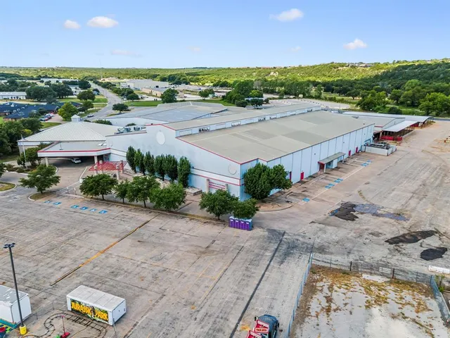 $229,000 | 1102 Bluffview Court, Glen Rose, TX 76043