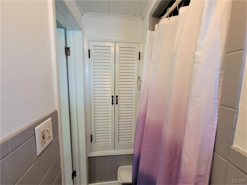 3119 North 3rd Street Whitehall, PA 18052 - Photo 17 of 37