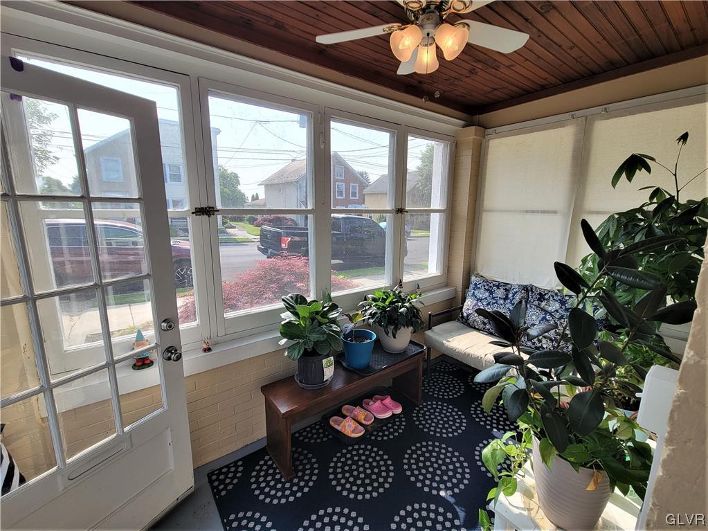 3119 North 3rd Street Whitehall, PA 18052 - Photo 5 of 37