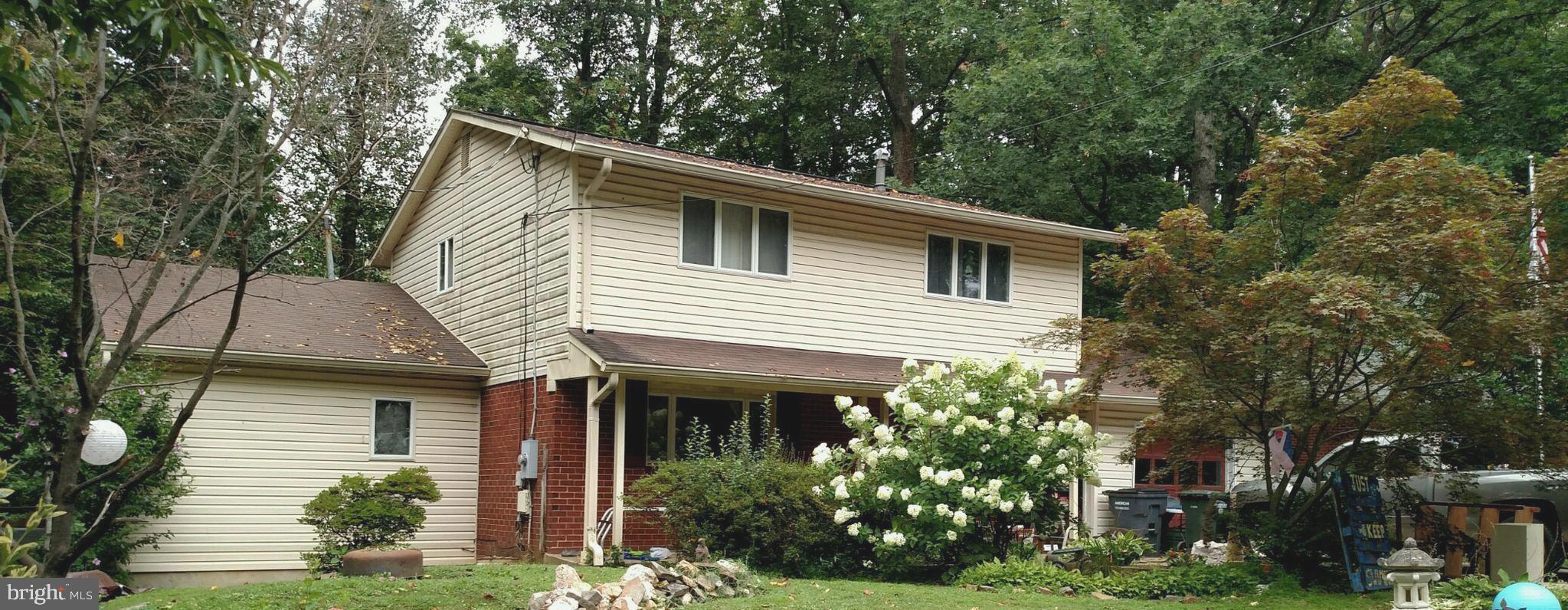 5301 Rolling Road Springfield, VA 22151 - Photo 2 of 7